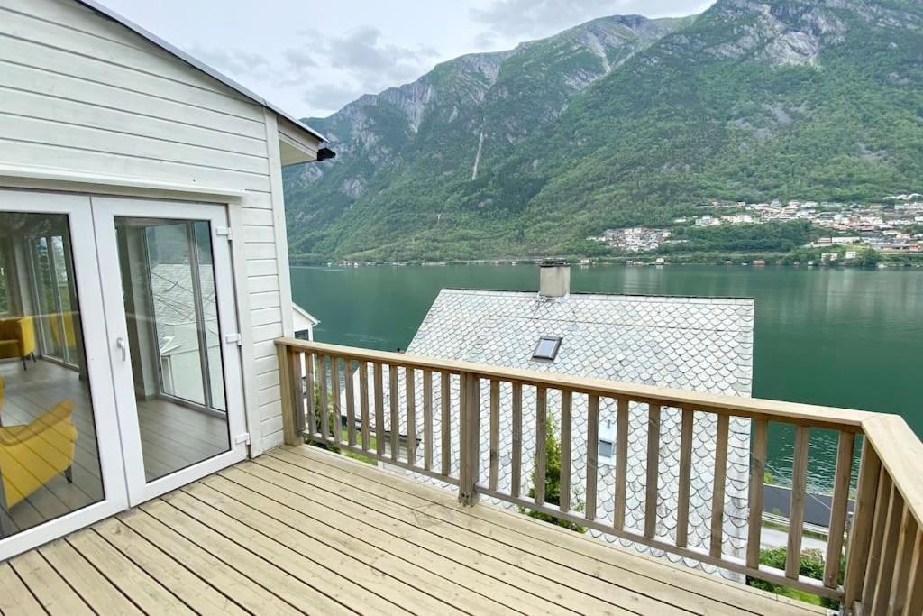 Fjordside Panorama House Trolltunga Villa Odda Eksteriør billede